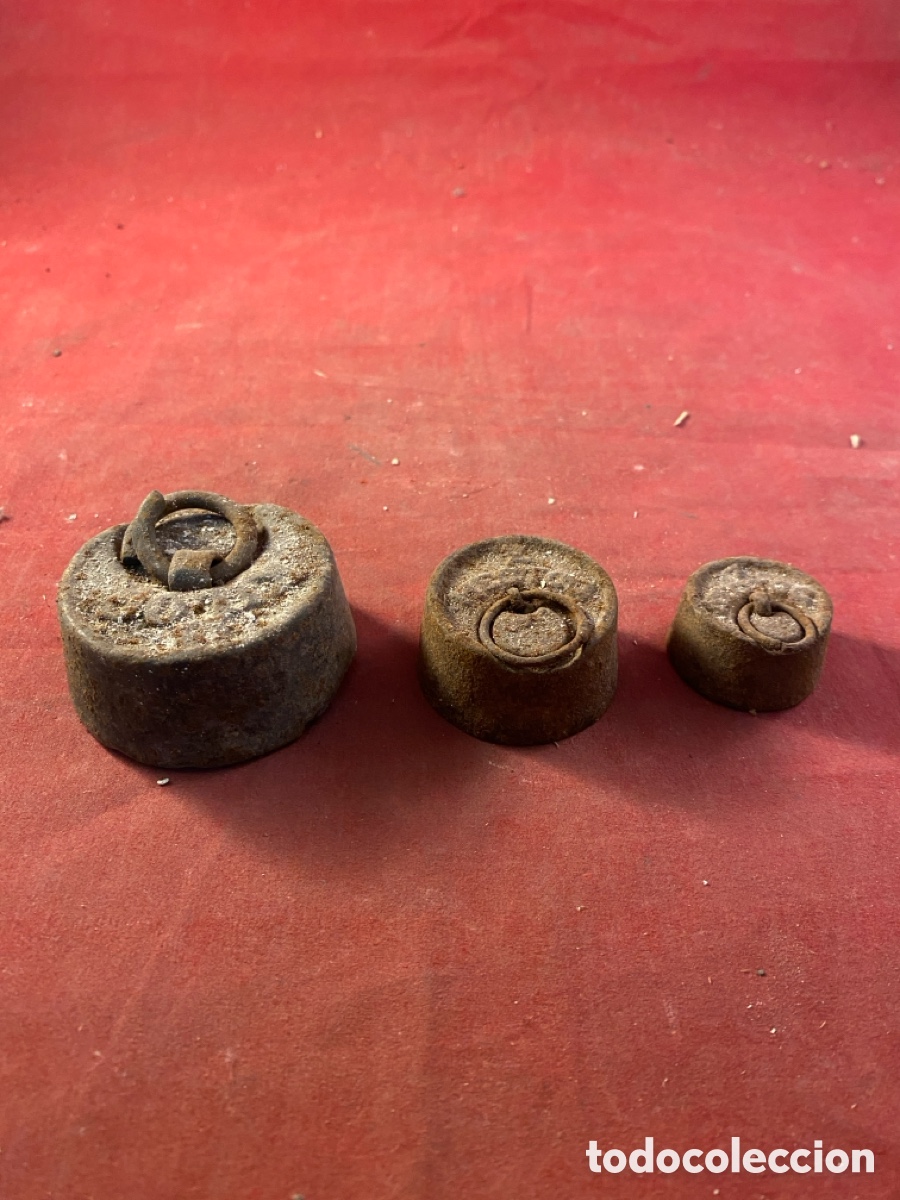 Antig&uuml;edades: Lote de pesos - Foto 1