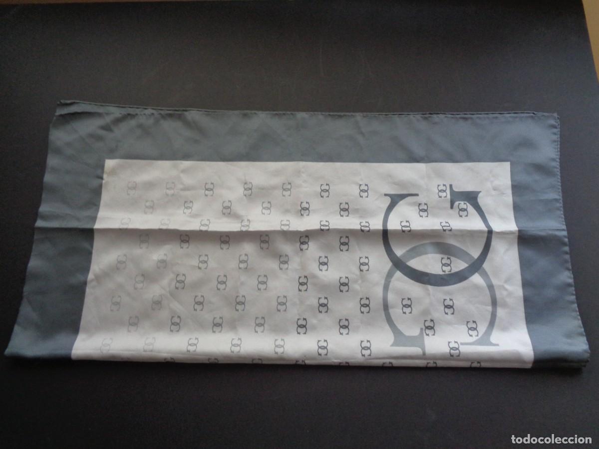 Antig&uuml;edades: PA&Ntilde;UELO DE SEDA DE CHANEL - Foto 7