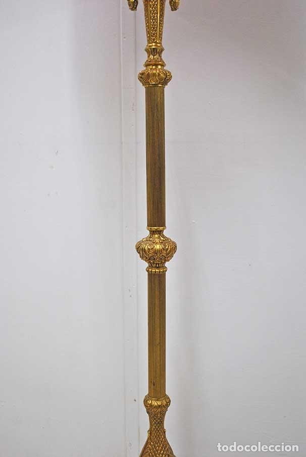 Antig&uuml;edades: L&Aacute;MPARA ANTIGUA DE PIE BRONCE DORADO - Foto 5