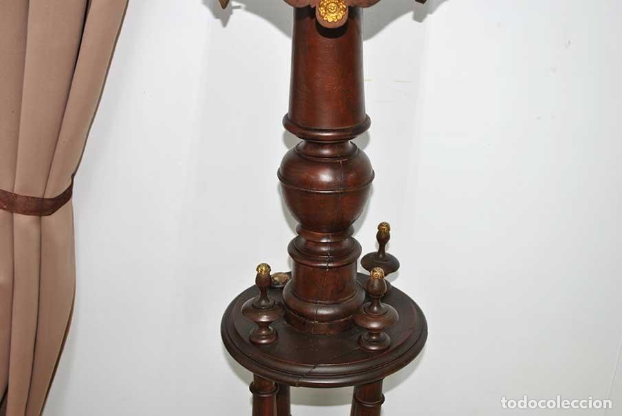 Antig&uuml;edades: MACETERO PEDESTAL DE MADERA TALLADA - Foto 3