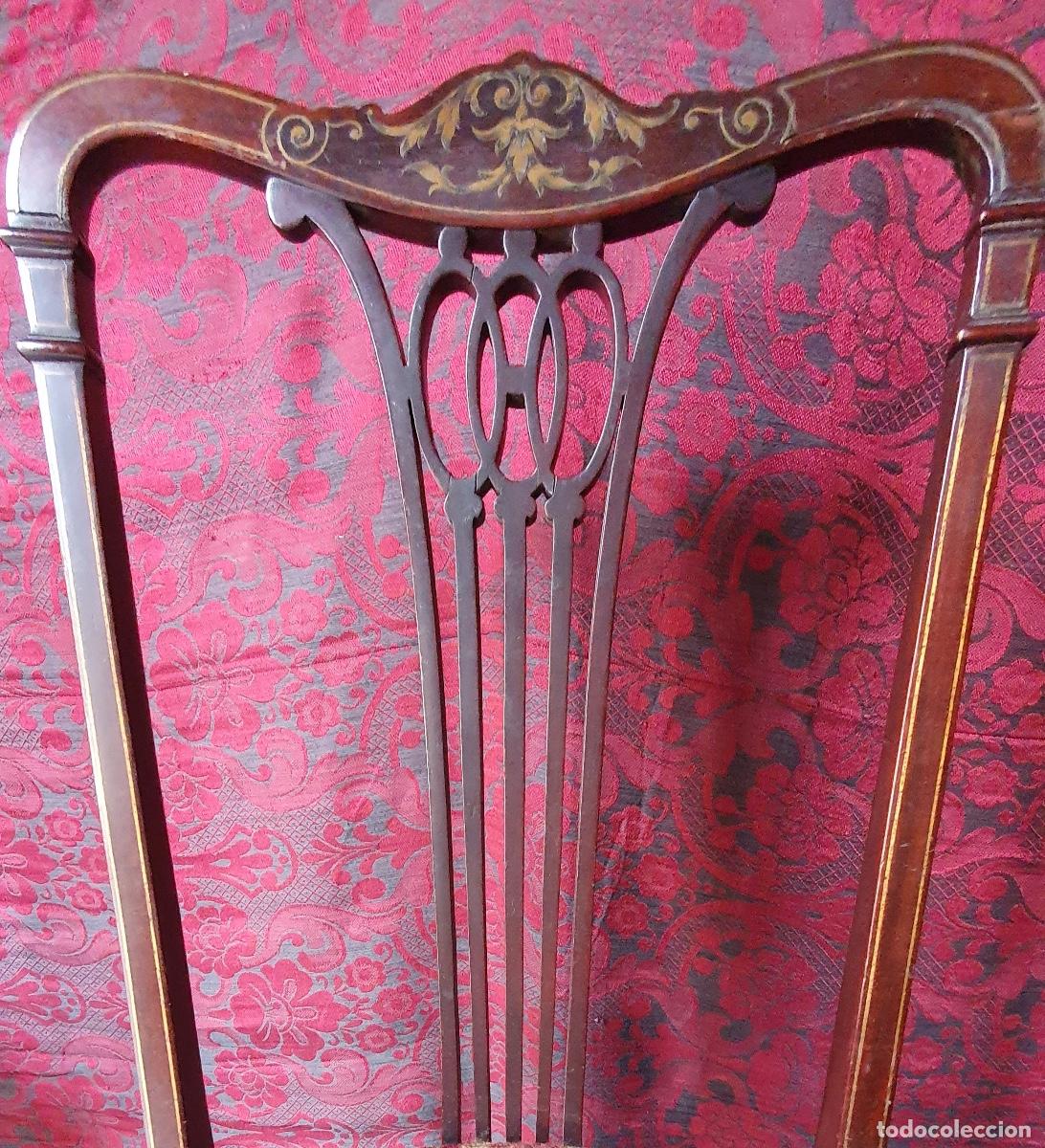 Antig&uuml;edades: Sillas de petit point antiguas. - Foto 2