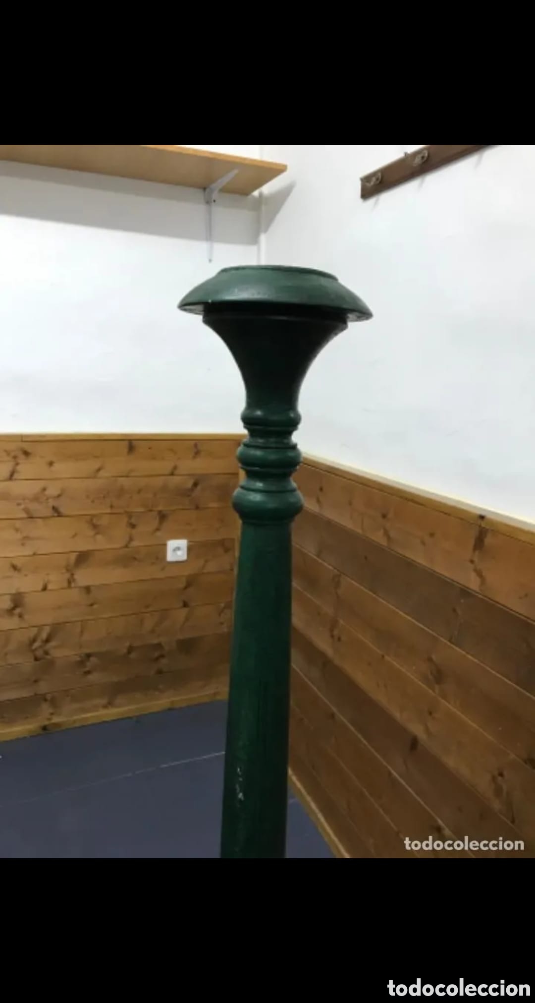 Antig&uuml;edades: Peana de madera - Foto 3