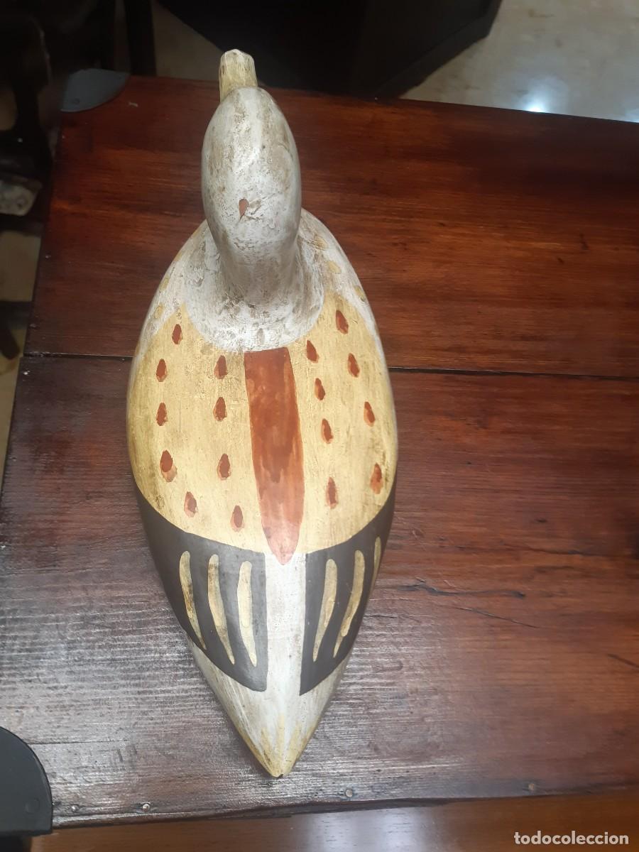 Antig&uuml;edades: PATO RECLAMO TALLADO EN MADERA - Foto 4