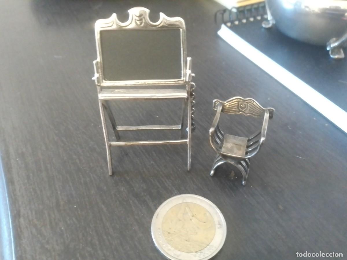 Antig&uuml;edades: Figurita plata de ley con silla - Foto 1