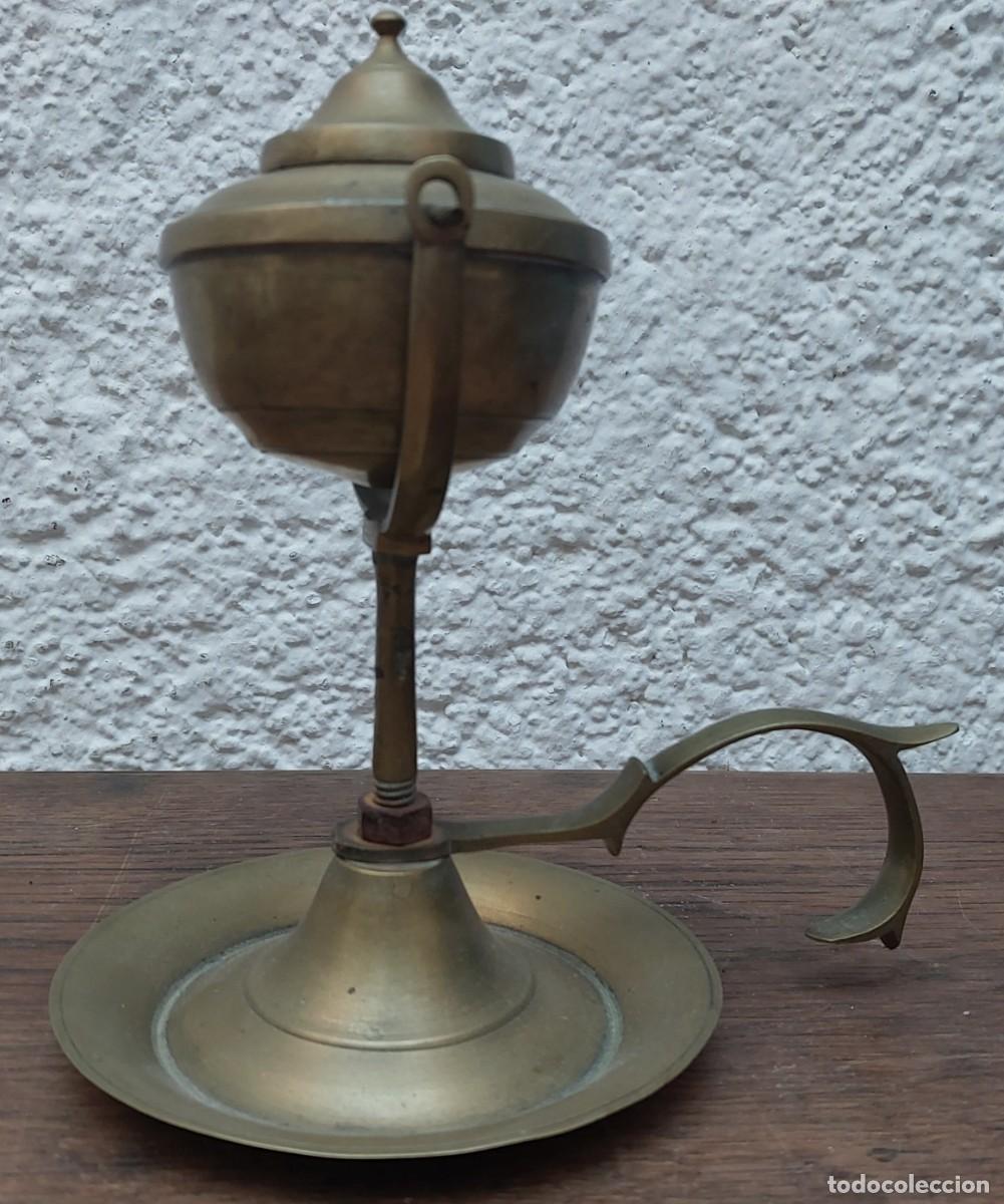 Antig&uuml;edades: CANDIL BASCULANTE DE BRONCE - Foto 2