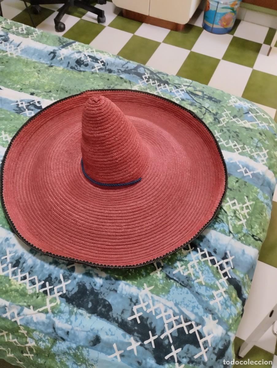 Antig&uuml;edades: Sombrero mejicano de ala ancha. - Foto 1