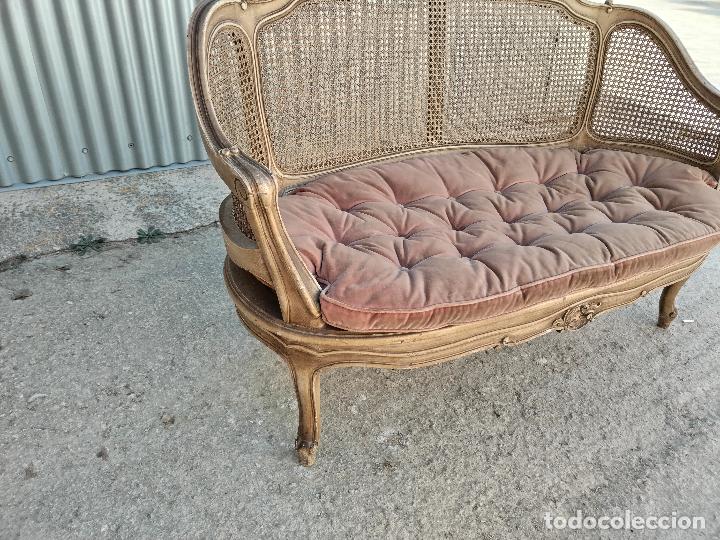 Antig&uuml;edades: antiguo sofa de rejilla - Foto 2