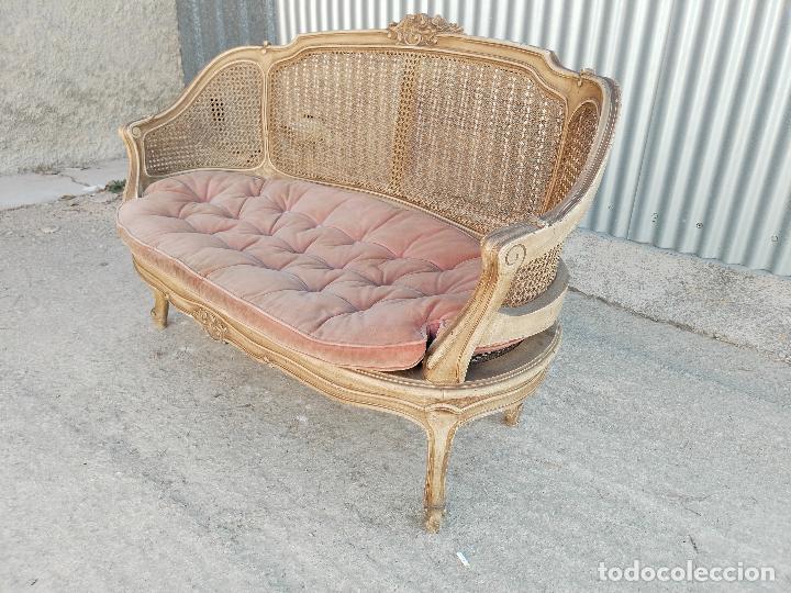 Antig&uuml;edades: antiguo sofa de rejilla - Foto 3