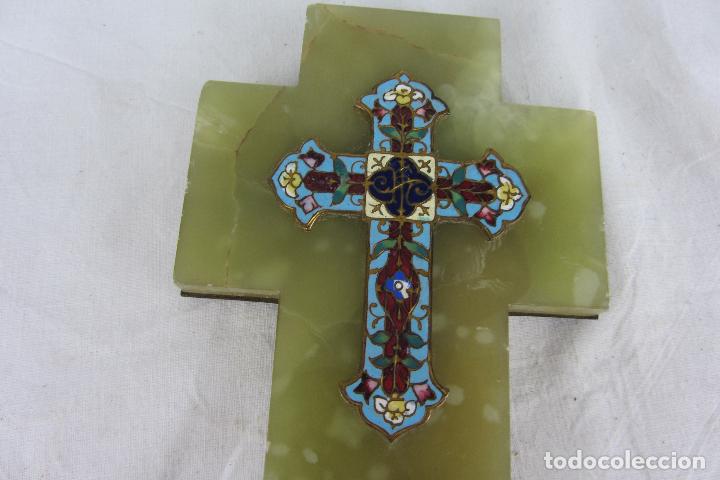 Antig&uuml;edades: BENDITERA CON LA CRUZ DE ESMALTES Y ONICE - Foto 5