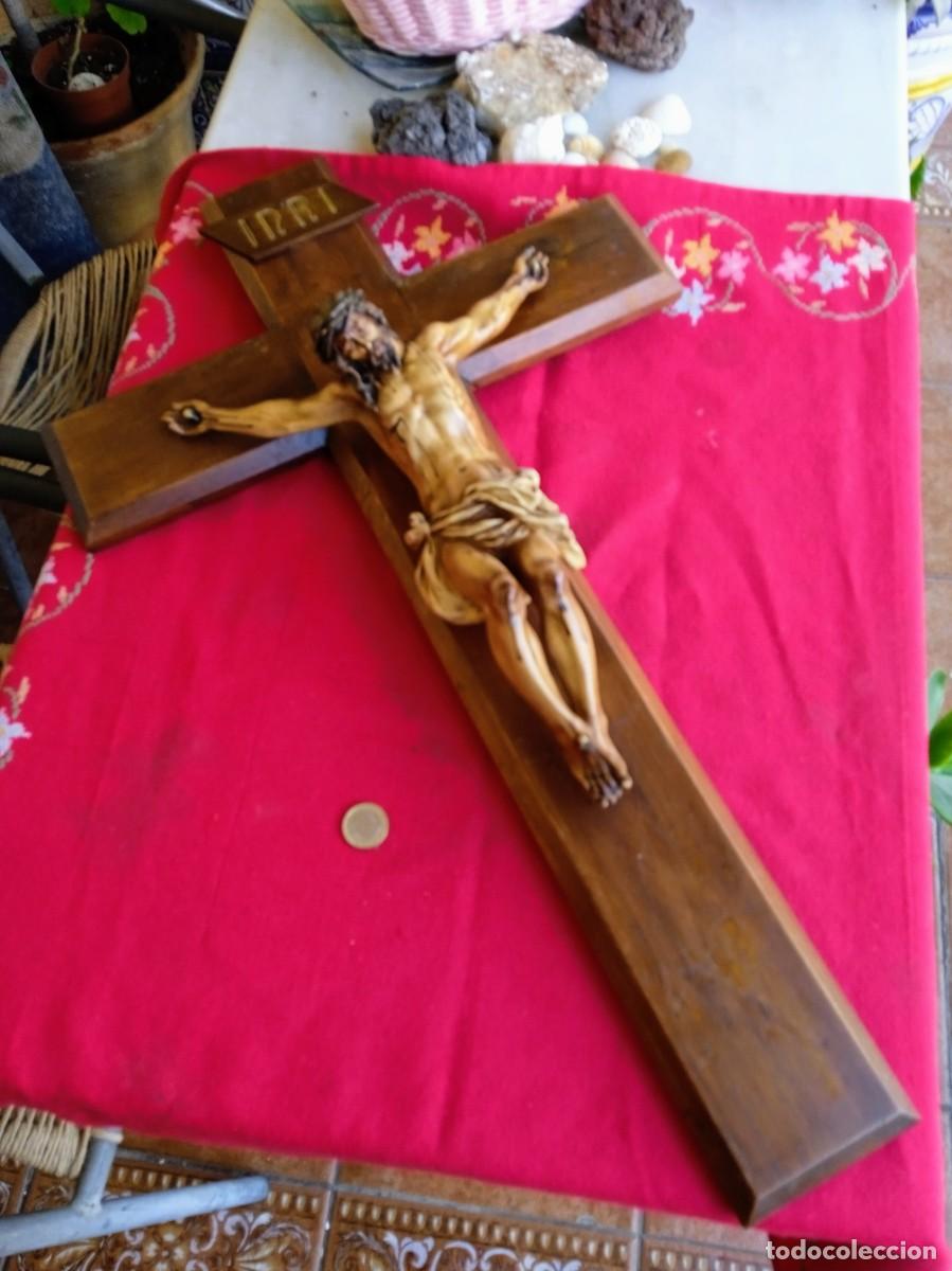 Antig&uuml;edades: Antiguo Crucifijo de Olot - Foto 2