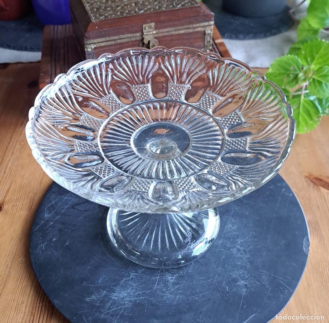 Antig&uuml;edades: Pie de Postre de Cristal Tallado - Foto 1