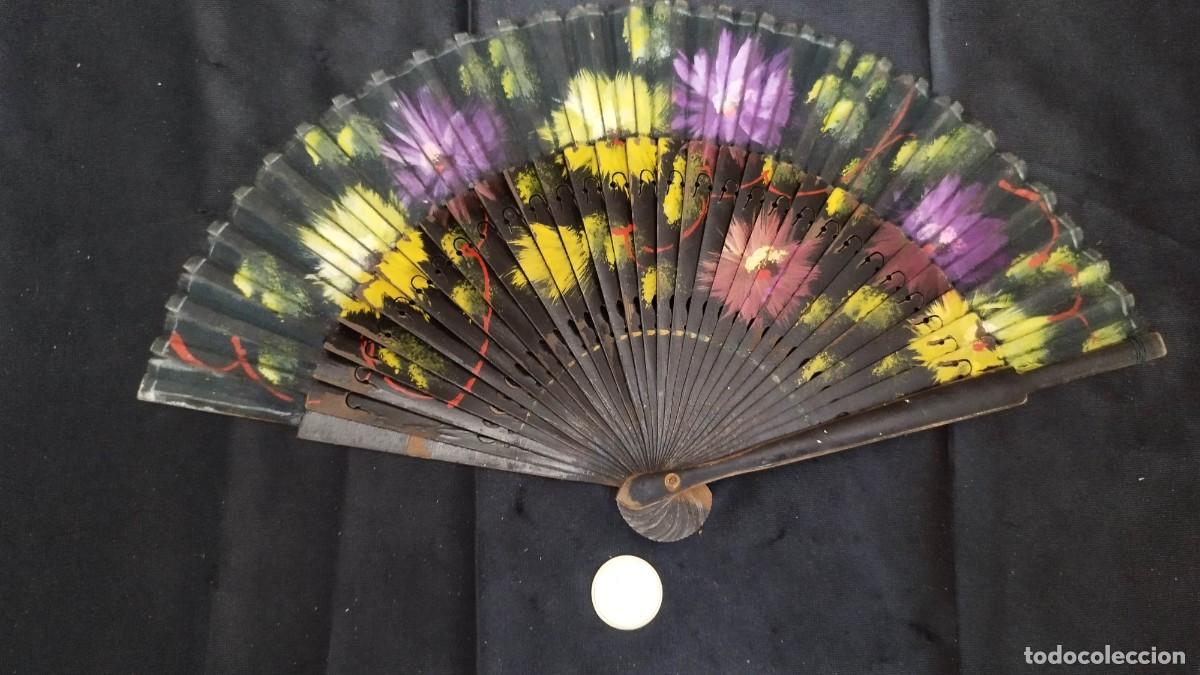 Antig&uuml;edades: 24 Antiguos abanicos variados - Foto 17