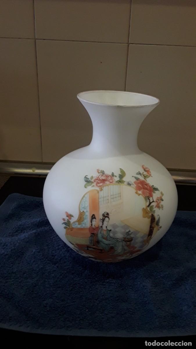 Antig&uuml;edades: JARRON CON MOTIVOS JAPONESES - Foto 1