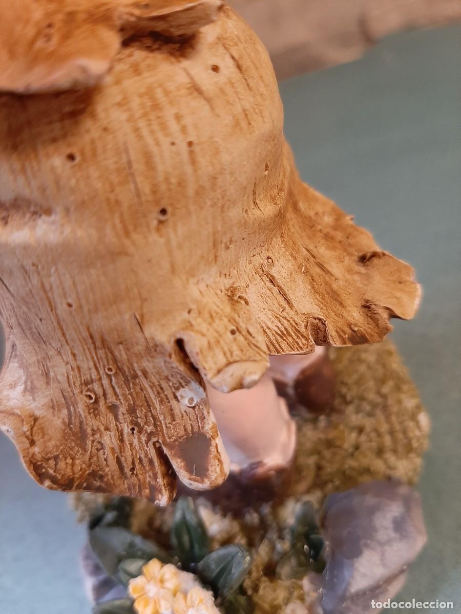 Antig&uuml;edades: FIGURA DE MU&Ntilde;ECA CON PELO DE PAJA - Foto 10