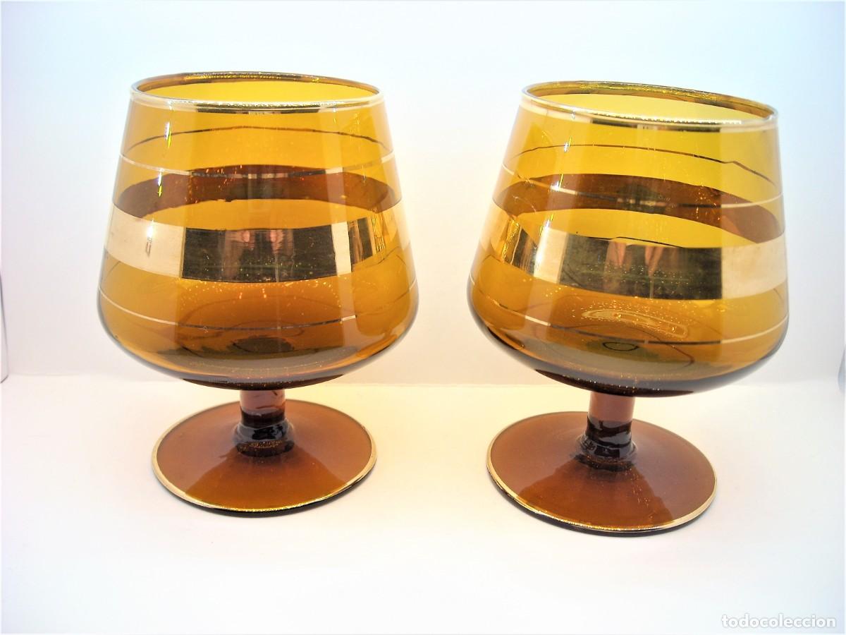 Antig&uuml;edades: Antiguas Copas Co&ntilde;ac Cristal Ambar. - Foto 2
