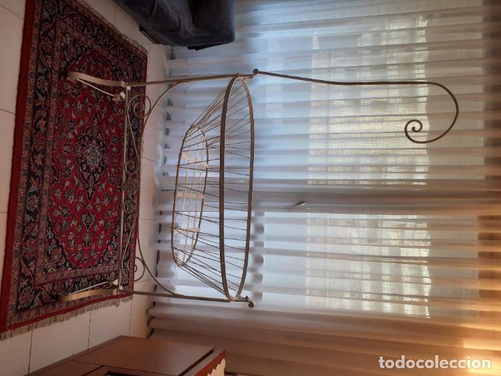 Antig&uuml;edades: Cuna forja antigua francesa - Foto 24