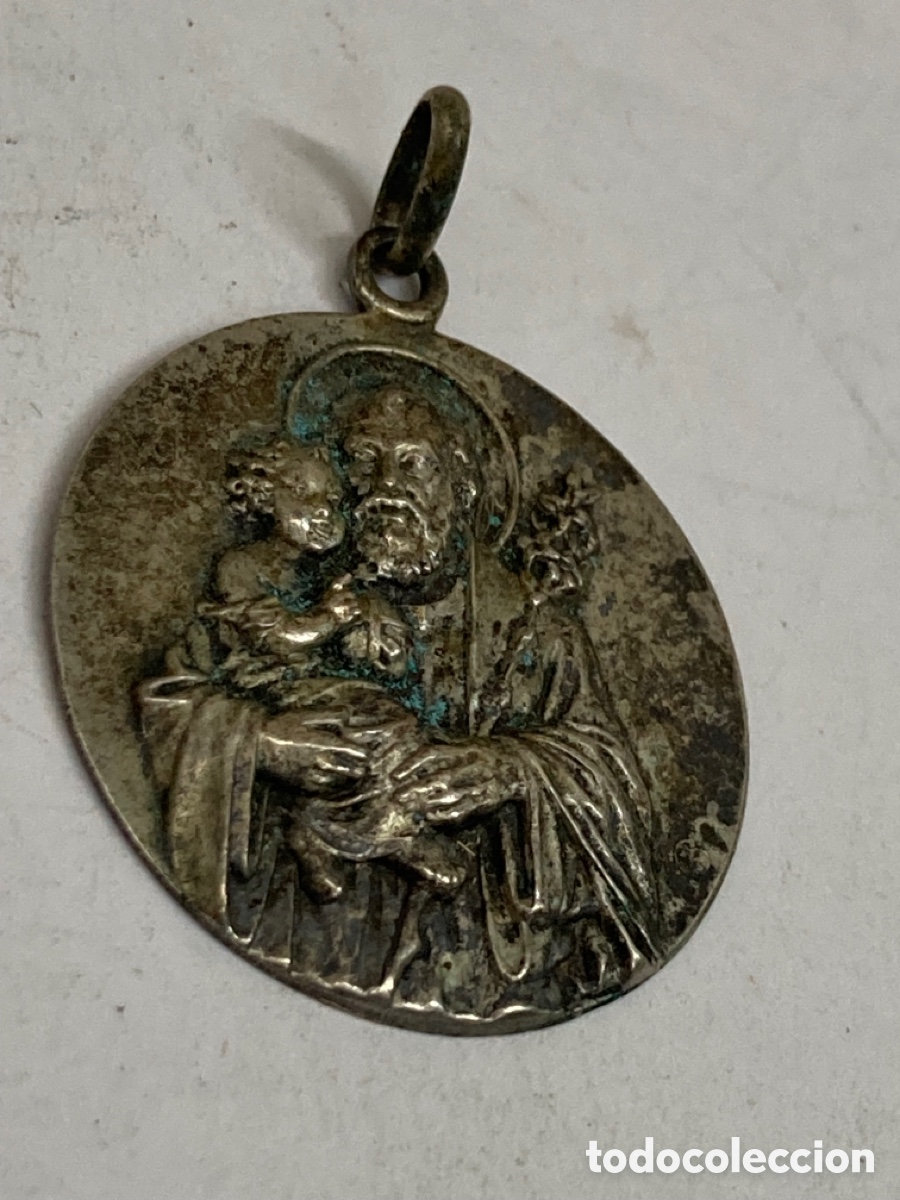 Antig&uuml;edades: Medalla de plata religiosa C118 - Foto 1