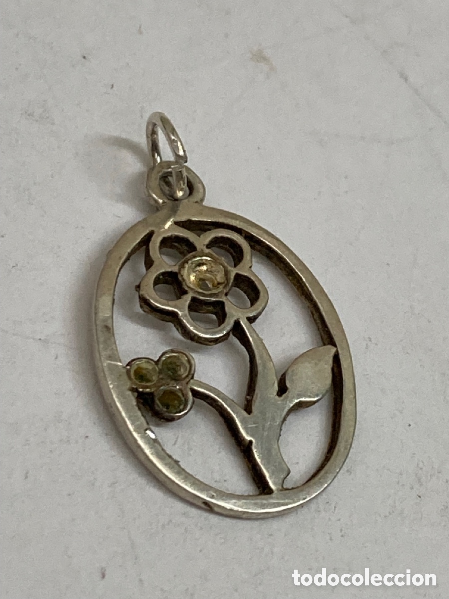 Antig&uuml;edades: Colgante de plata C118 - Foto 1