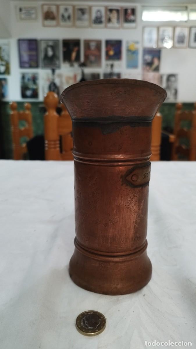 Antig&uuml;edades: Chocolatera de cobre - Foto 2