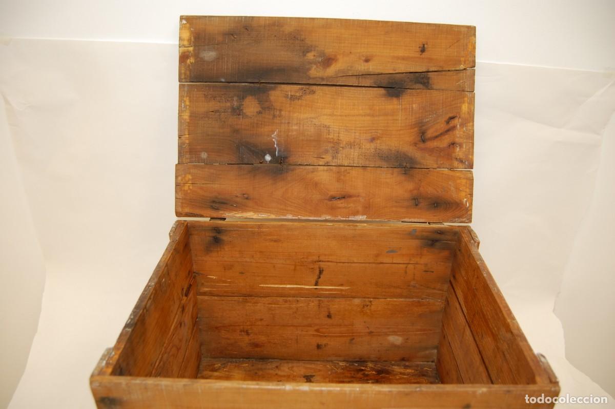 Antig&uuml;edades: Antiguo caj&oacute;n de madera con tapadera - Foto 9