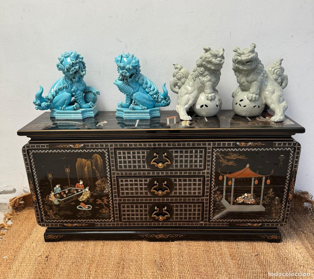Antig&uuml;edades: Mueble estilo oriental con escenas. - Foto 1
