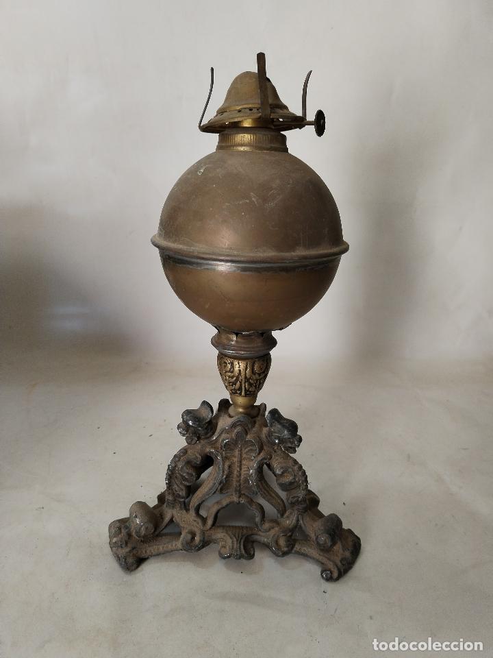 Antig&uuml;edades: quinque de laton con pie de calamina - Foto 3