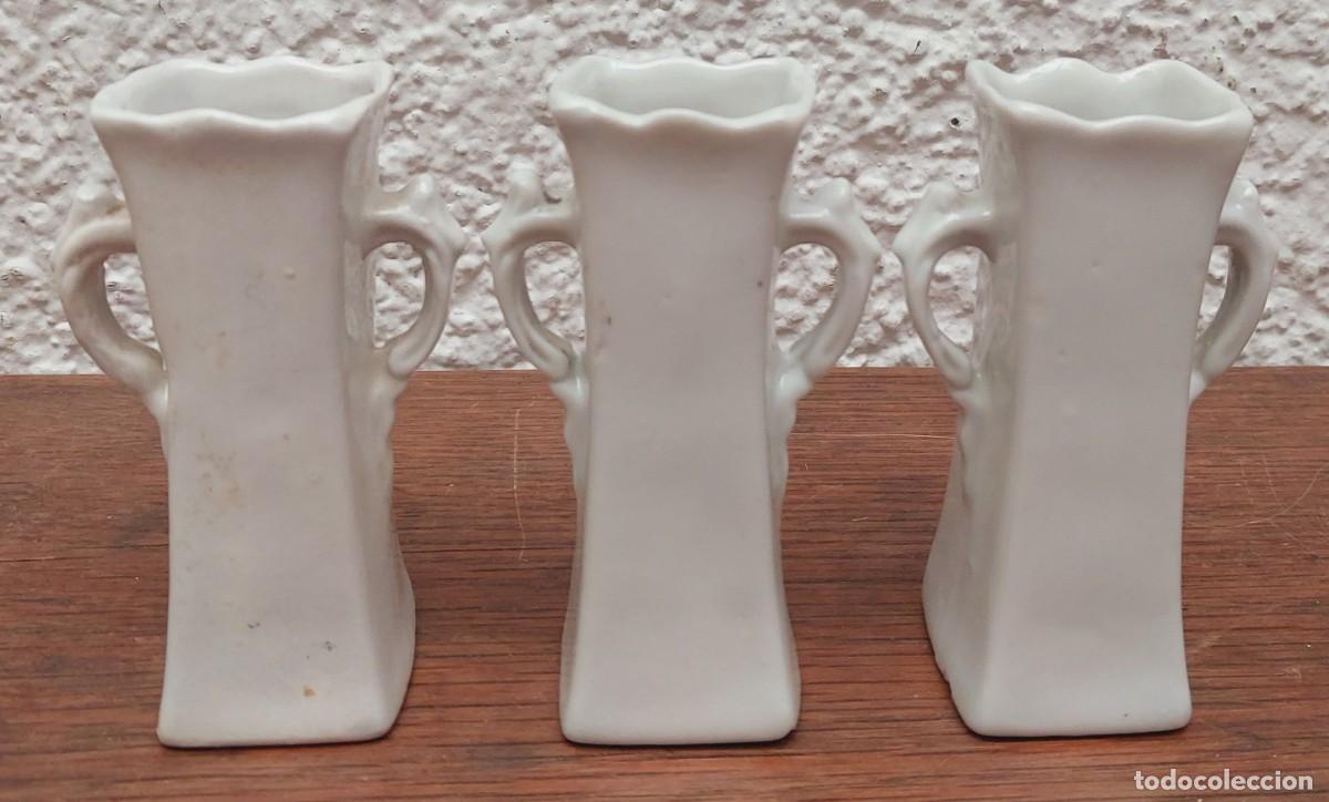Antig&uuml;edades: 3 JARRONES ANTIGUOS DE PORCELANA - Foto 6
