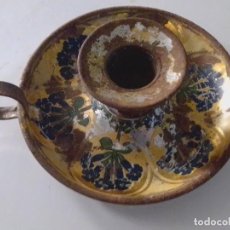 Antigüedades: PORTA VELAS LITOGRAFIADO DE CHAPA