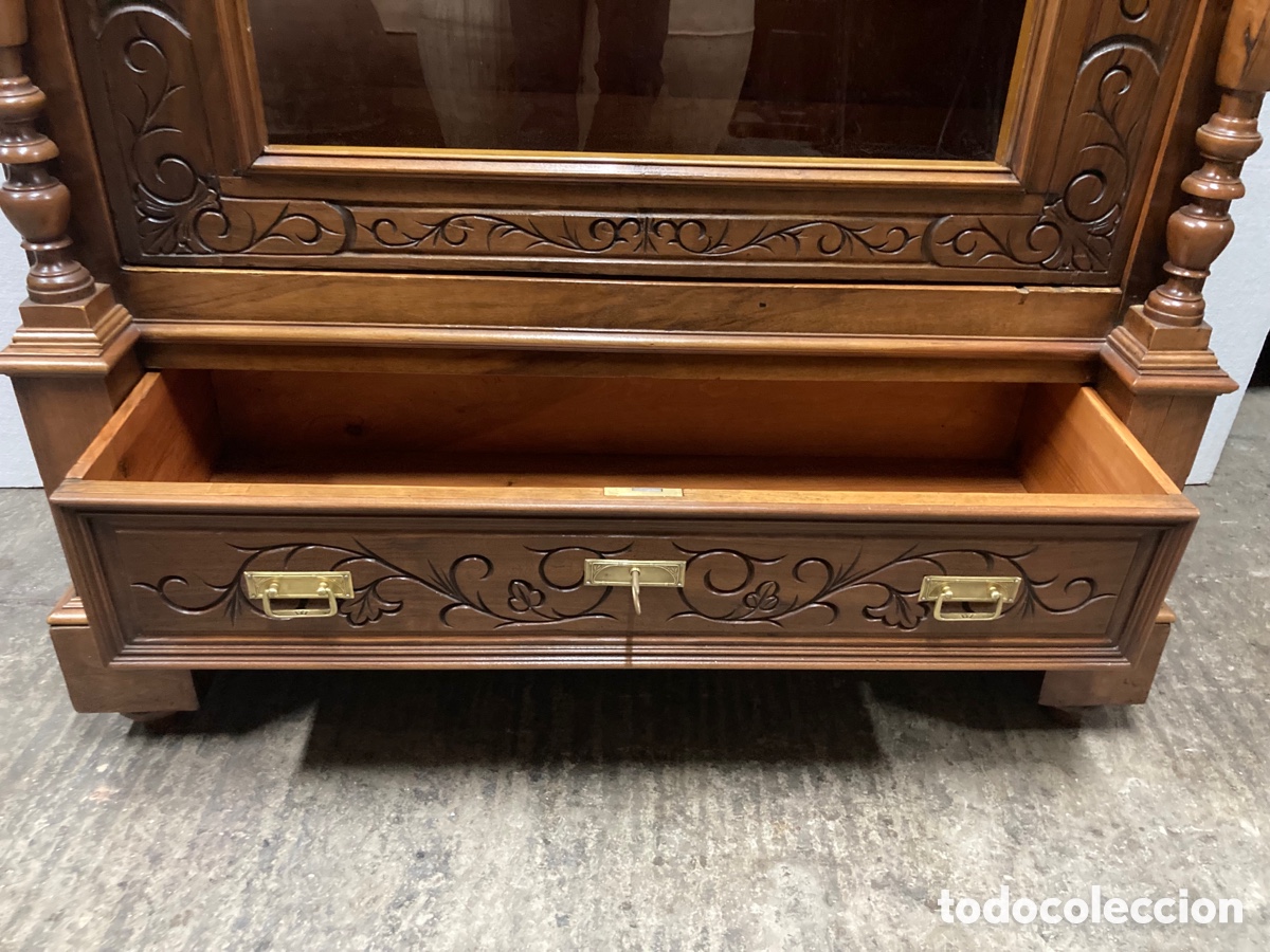 Antig&uuml;edades: Antigua vitrina restaurada - Foto 11