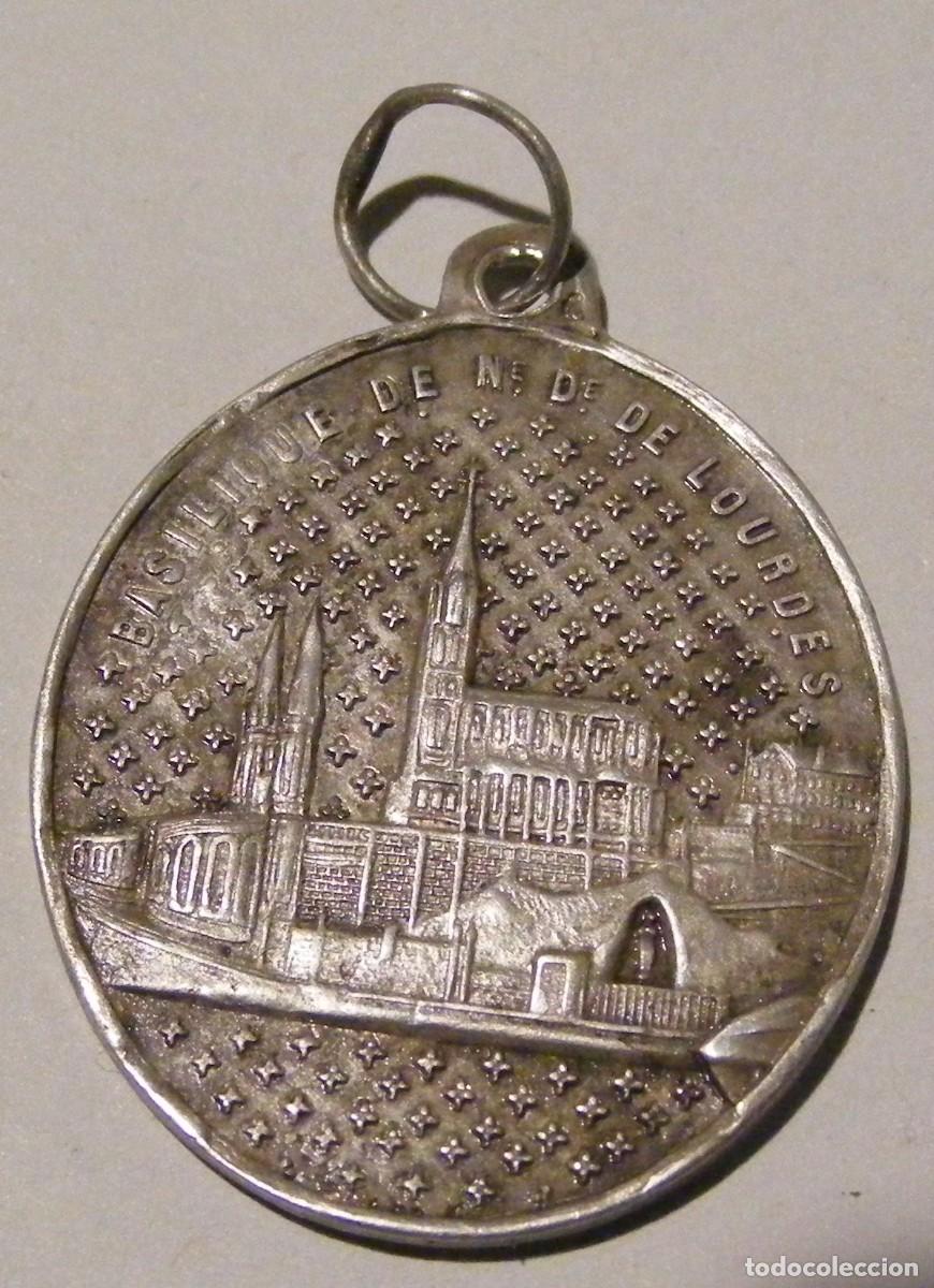 Antig&uuml;edades: MEDALLA DE PLATA MIDE 2,8 X 3 CM - Foto 2