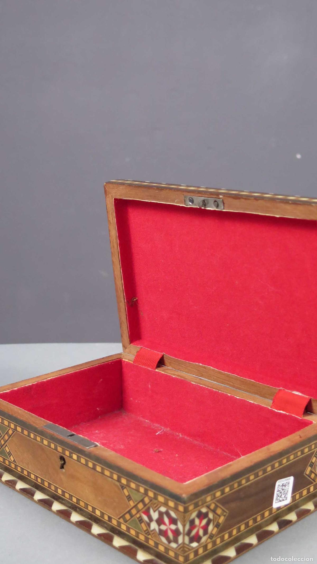 Antig&uuml;edades: CAJA TARACEA. GRANDA. HACIA 1930 - Foto 4
