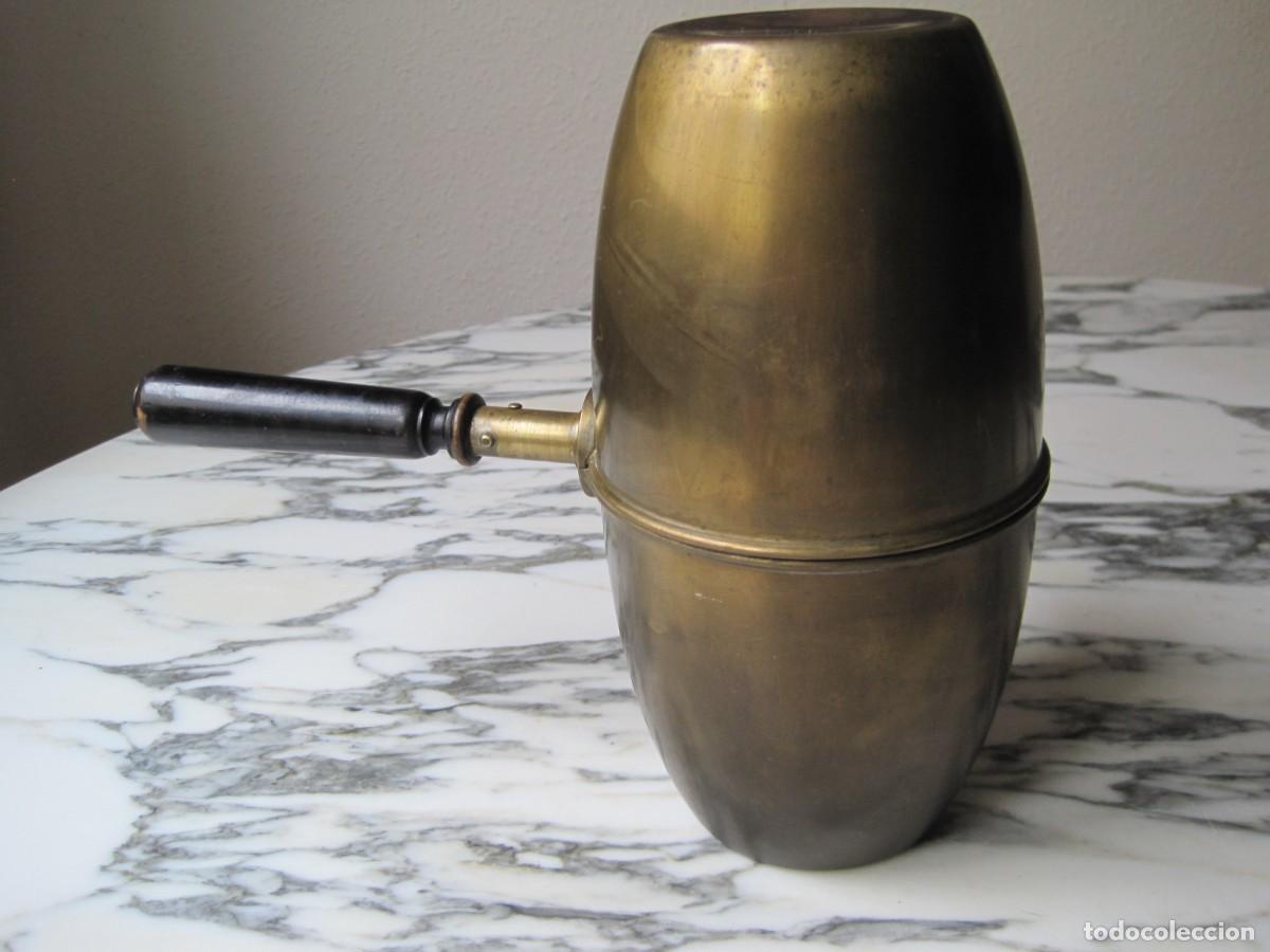 Antig&uuml;edades: CAFETERA DE LAT&Oacute;N - MANGO DE MADERA - COMPLETA - FINALES S.XIX - Foto 5