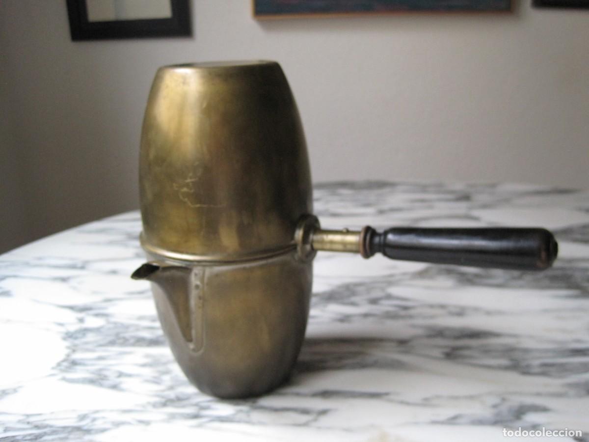 Antig&uuml;edades: CAFETERA DE LAT&Oacute;N - MANGO DE MADERA - COMPLETA - FINALES S.XIX - Foto 17