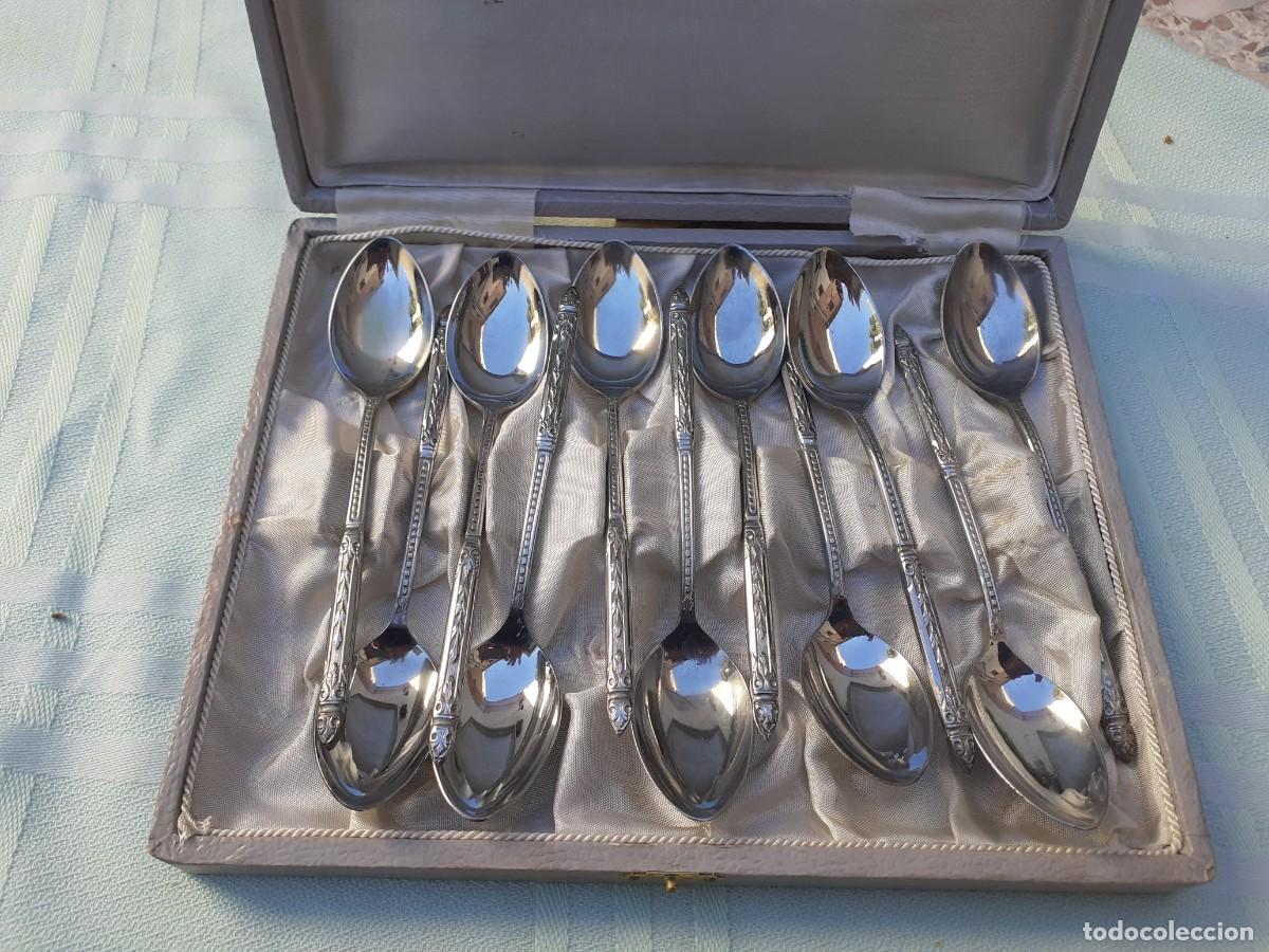 Antig&uuml;edades: Lote de Cucharas Plateadas - Foto 1
