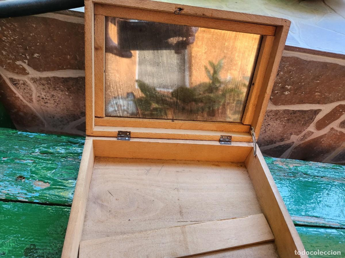 Antig&uuml;edades: Cajita de madr - Foto 3