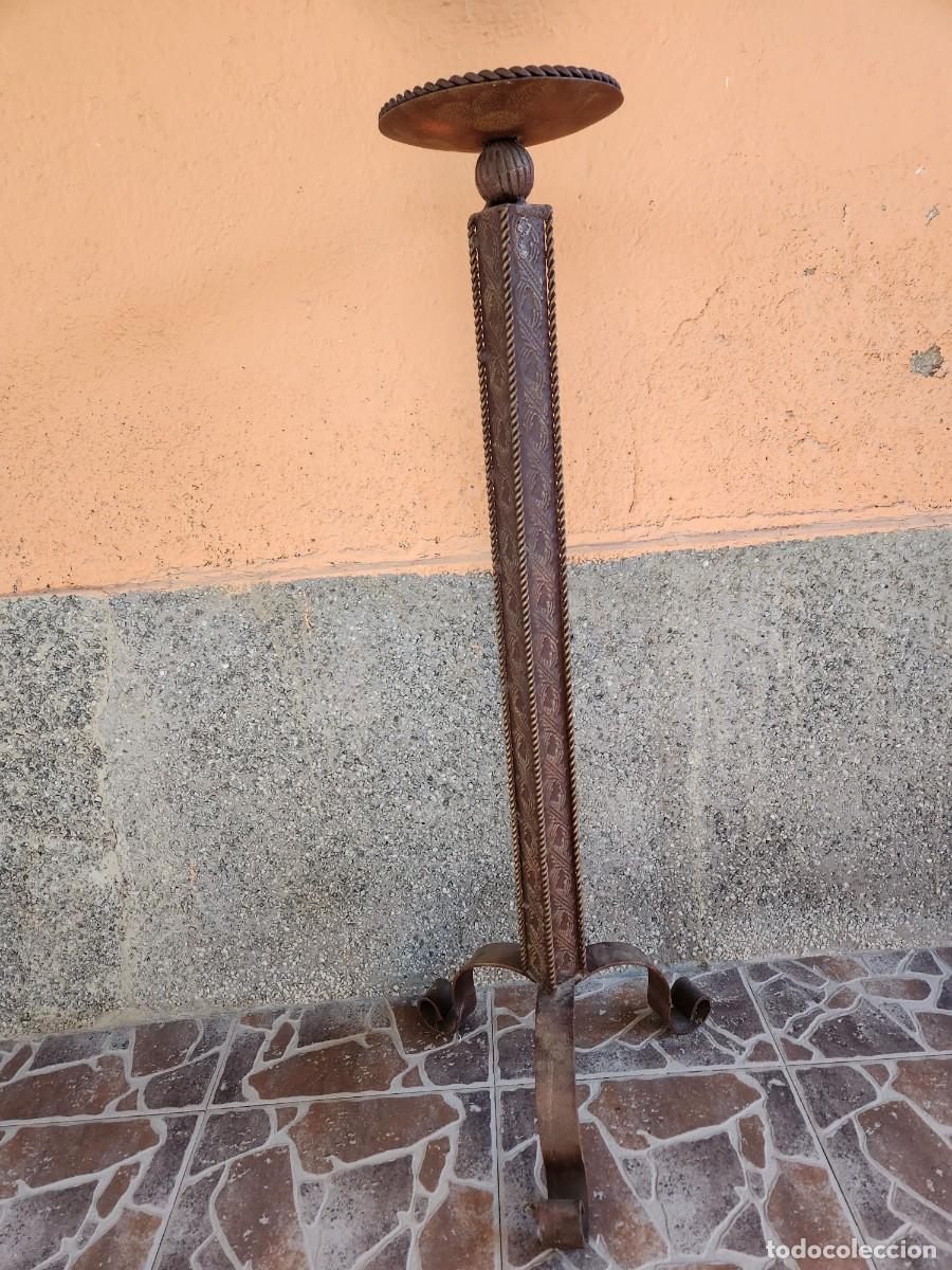 Antig&uuml;edades: Soporte para velas - Foto 1