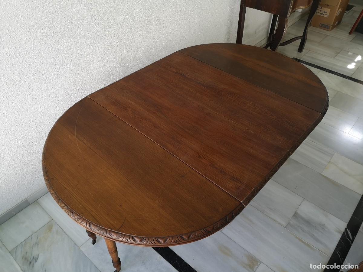 Antig&uuml;edades: Mesa antigua tallada extensible - Foto 2