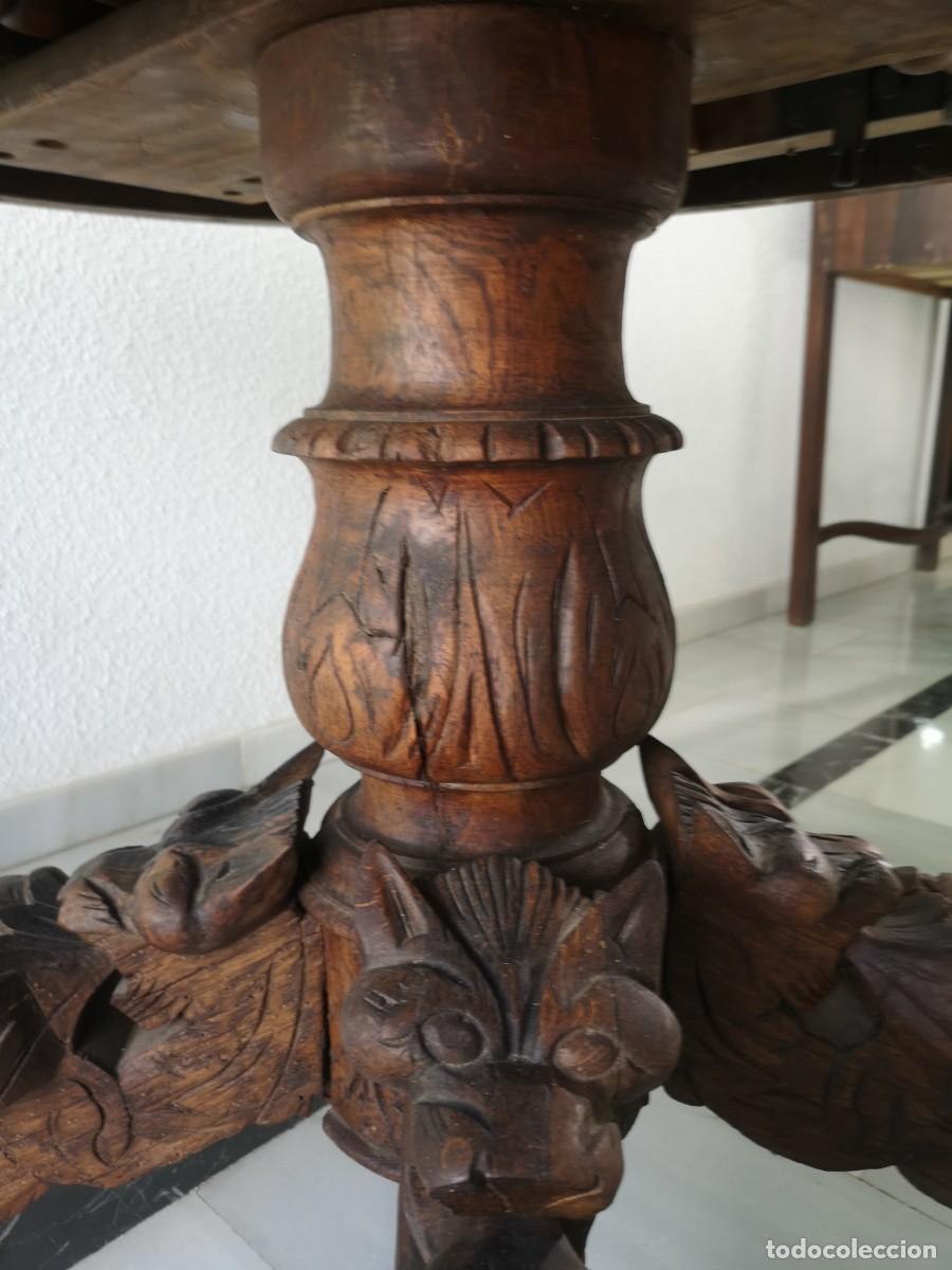 Antig&uuml;edades: Mesa antigua tallada extensible - Foto 12