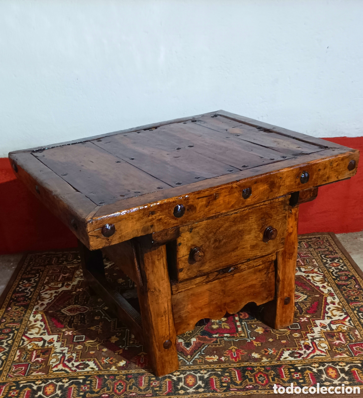 Antig&uuml;edades: Mesa grande de madera