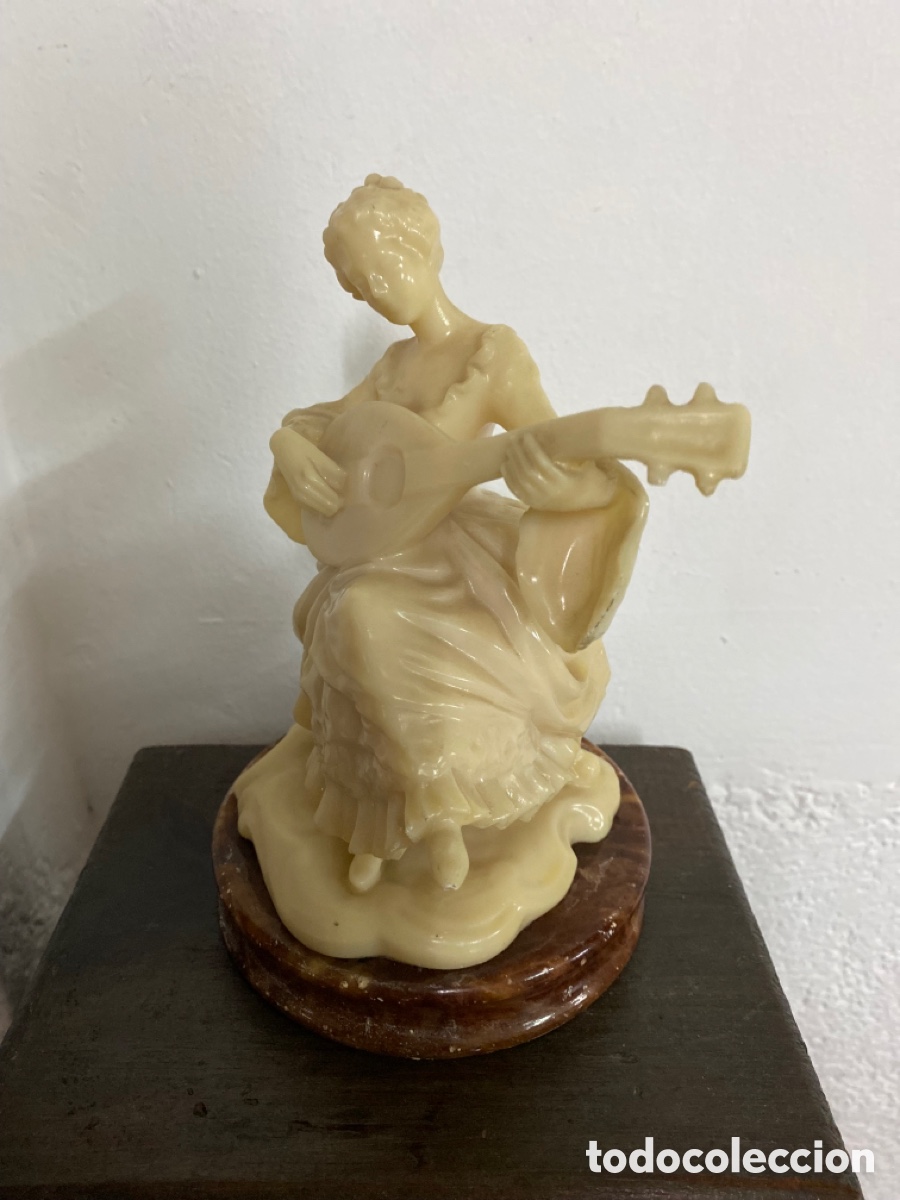 Antig&uuml;edades: Figura Dama tocando instrumento musical - Foto 2