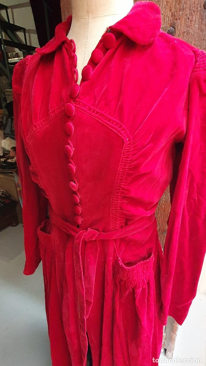 Antig&uuml;edades: Chaqueta de terciopelo - Foto 3