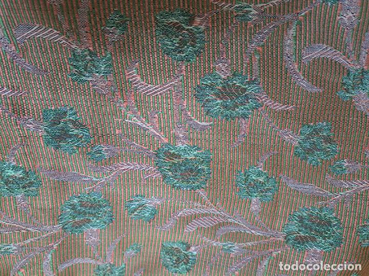 Antig&uuml;edades: Colcha de cama matrimonio - Foto 2