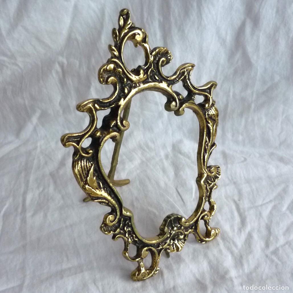 Antig&uuml;edades: Marco de bronce de sobremesa - Foto 1