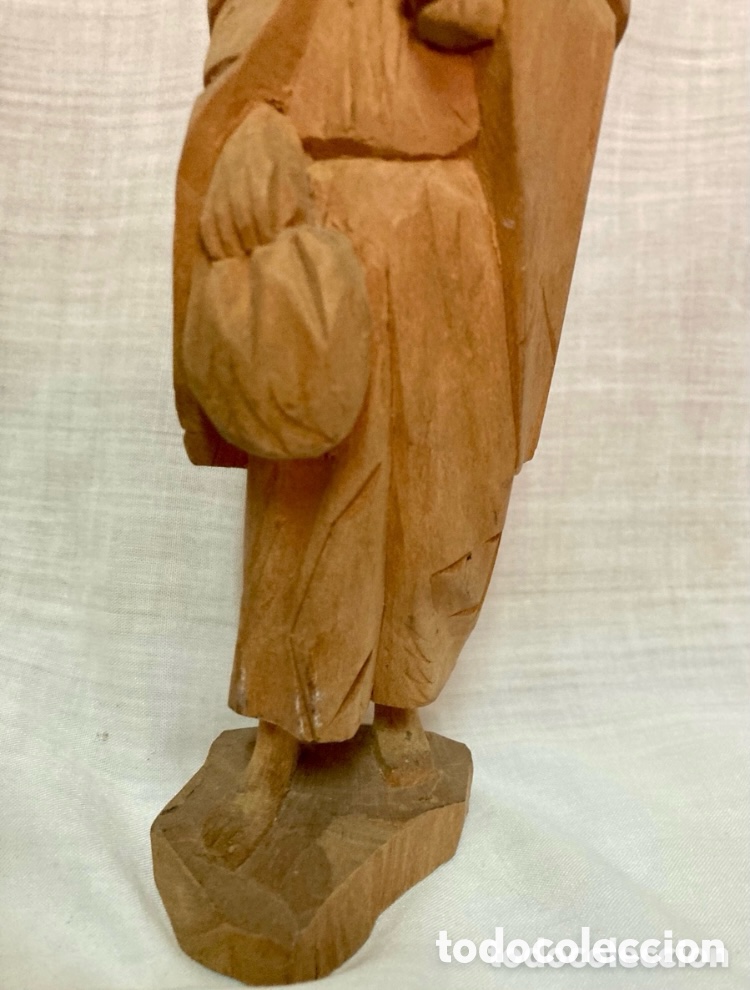 Antig&uuml;edades: FIGURA DE MADERA TALLADA A MANO - Foto 3