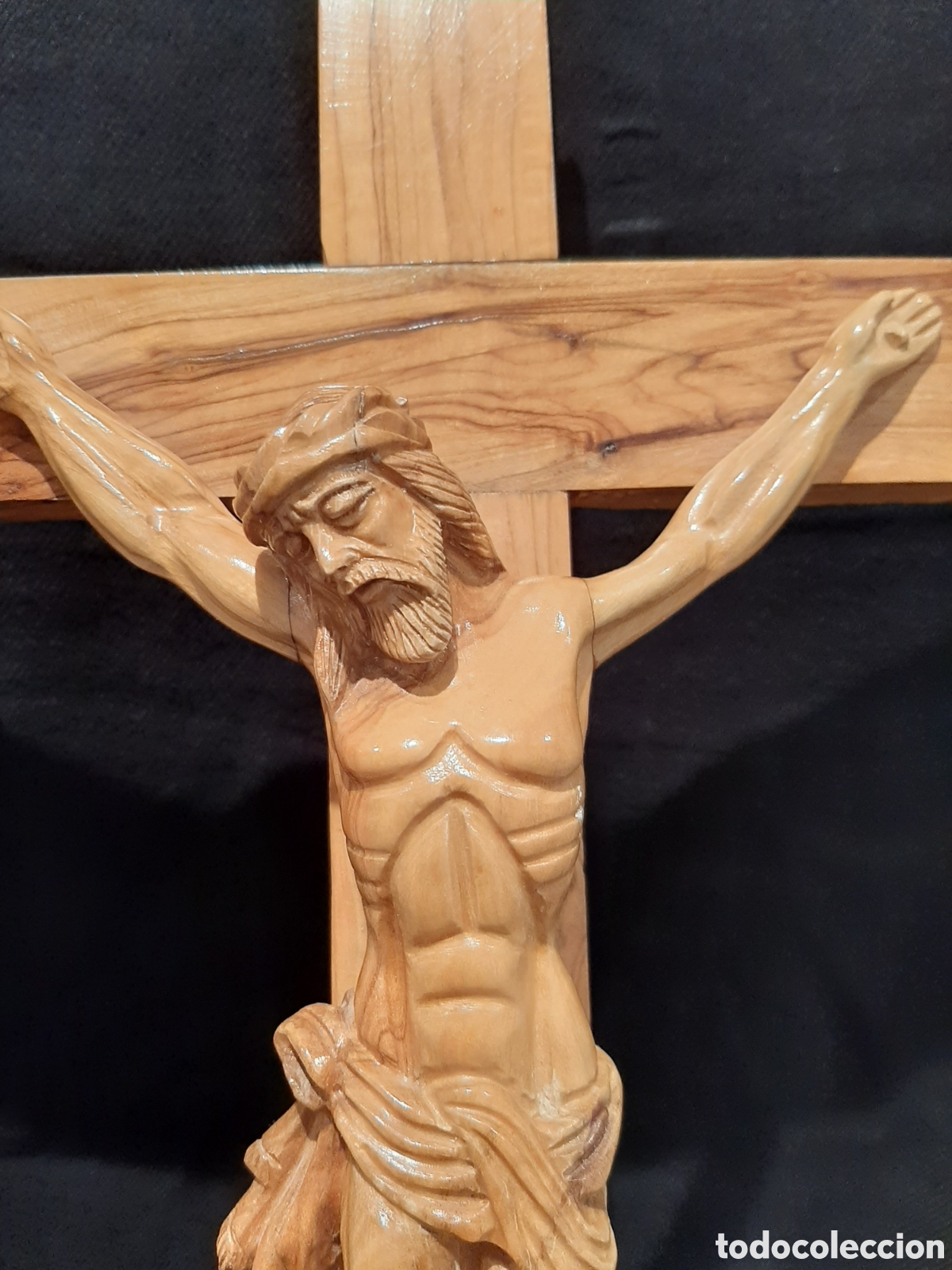 Antig&uuml;edades: Crucifijo de madera de olivo. - Foto 4