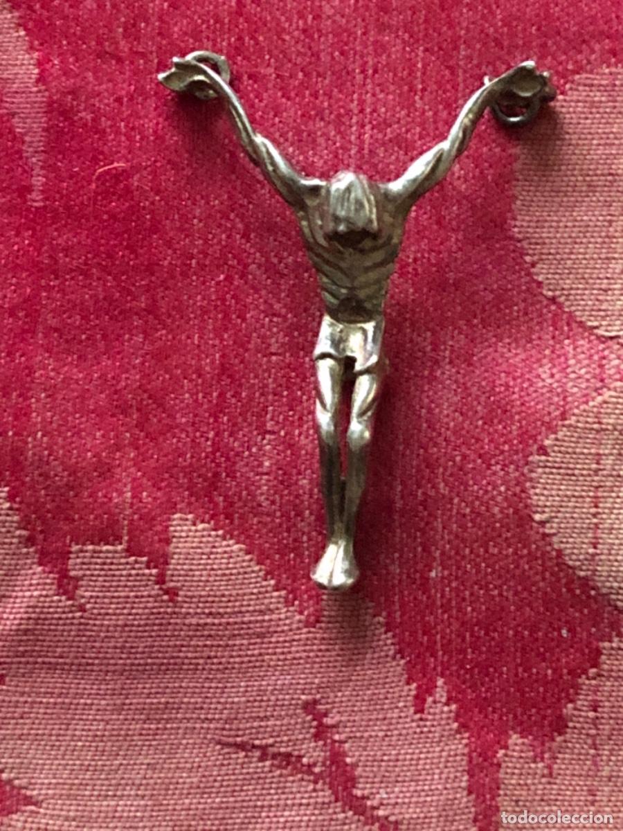 Antig&uuml;edades: Medalla realizado en &iquest;plata?. Representando el Cristo de Dal&iacute;. - Foto 1