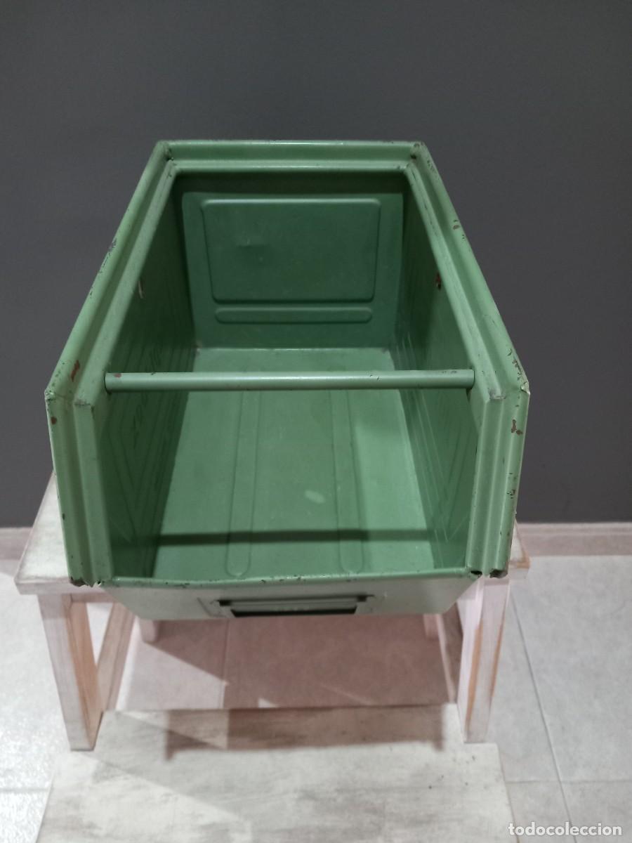 Antig&uuml;edades: Caj&oacute;n de hierro antiguo - Foto 5