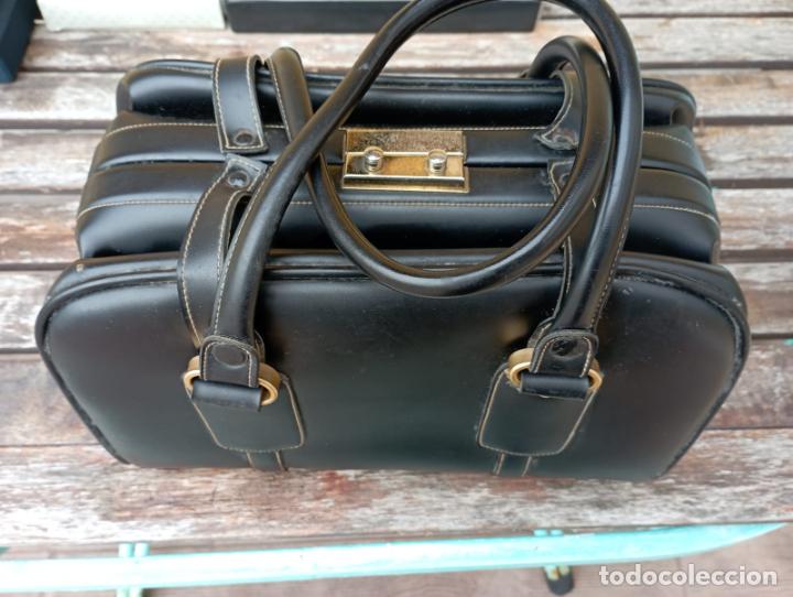 Antig&uuml;edades: ANTIGUO BOLSO DE FUELLE. - Foto 1