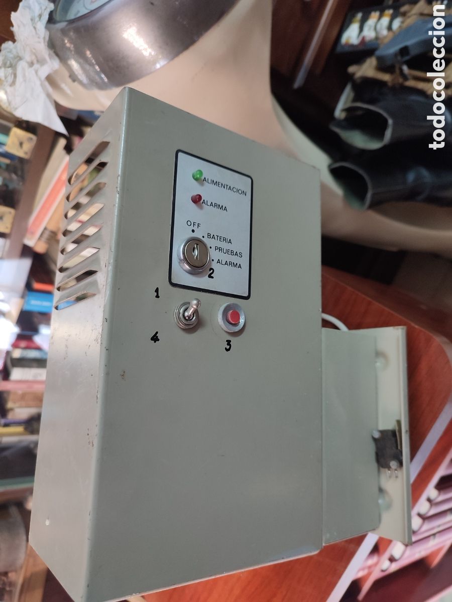 Antig&uuml;edades: Caja de alarma para decoraci&oacute;n vintage o industrial