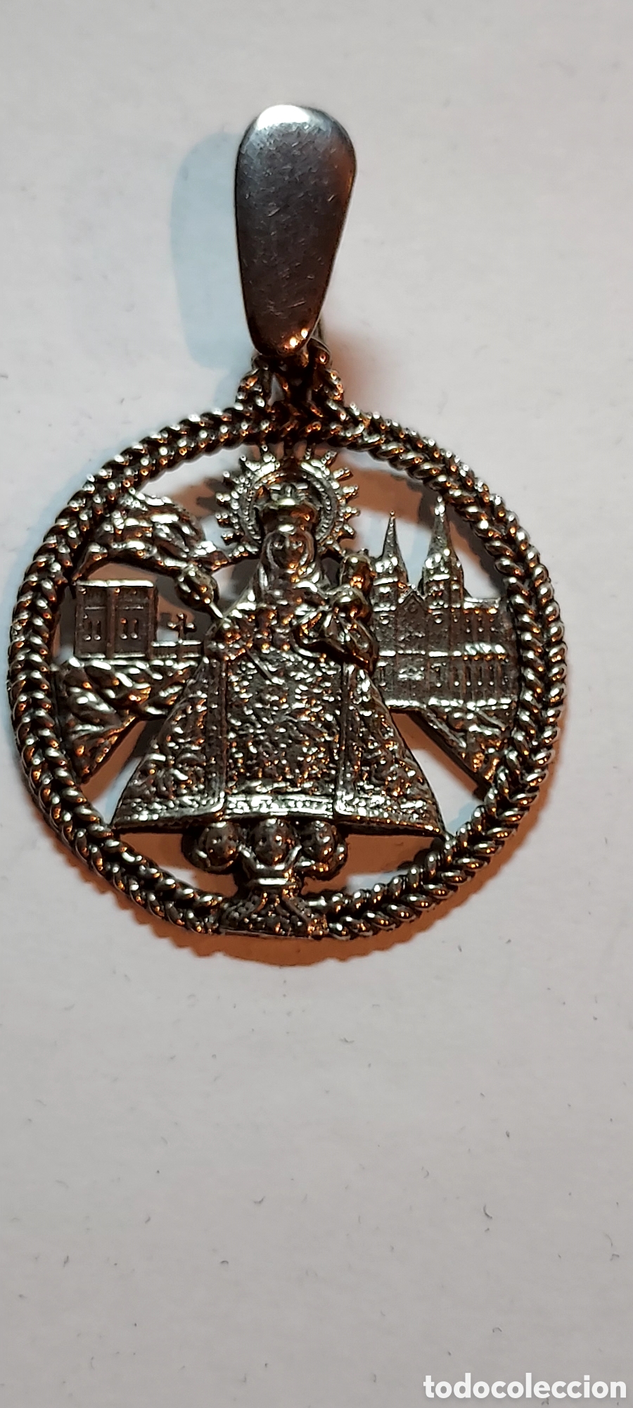 Antig&uuml;edades: MEDALLA DE PLATA VIRGEN DE COVADONGA - Foto 1